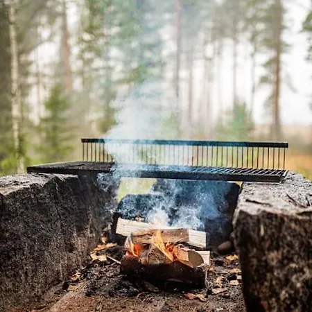 Luksustelt Karkausmaeki Glamping *