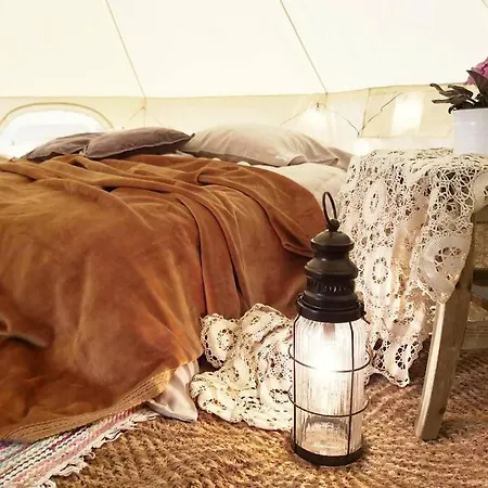 Luksustelt Karkausmaeki Glamping